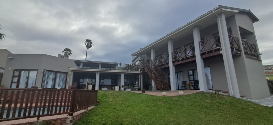  Bedroom Property for Sale in Winterstrand Eastern Cape